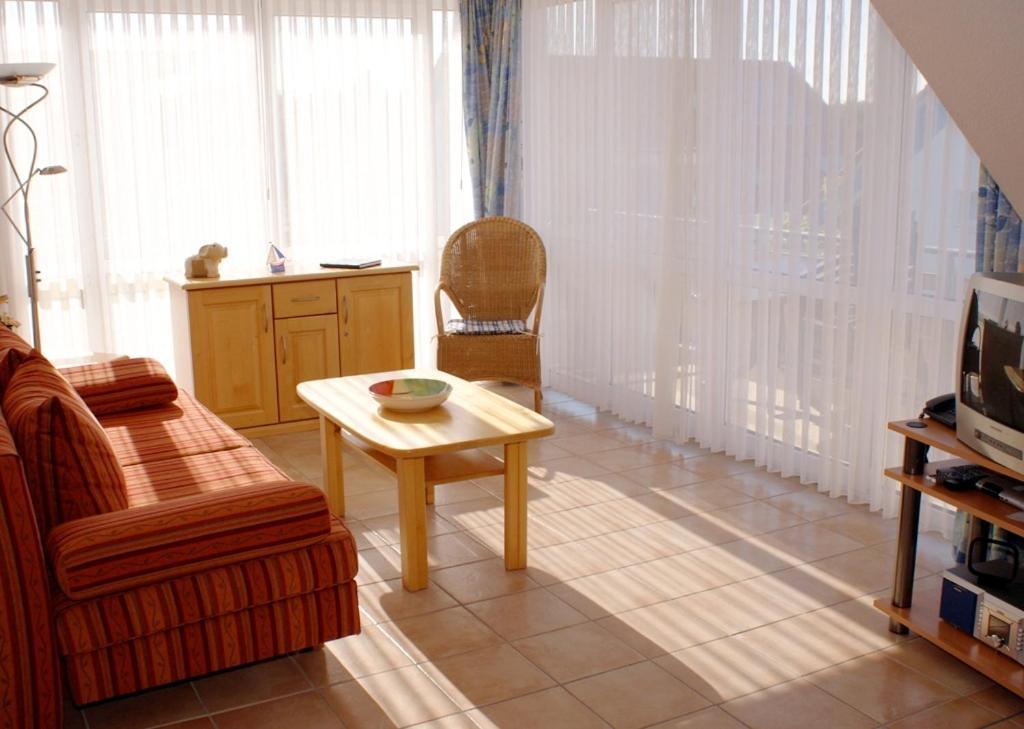 Residenz Am Strand Wohnung 1-18 Цингст Экстерьер фото